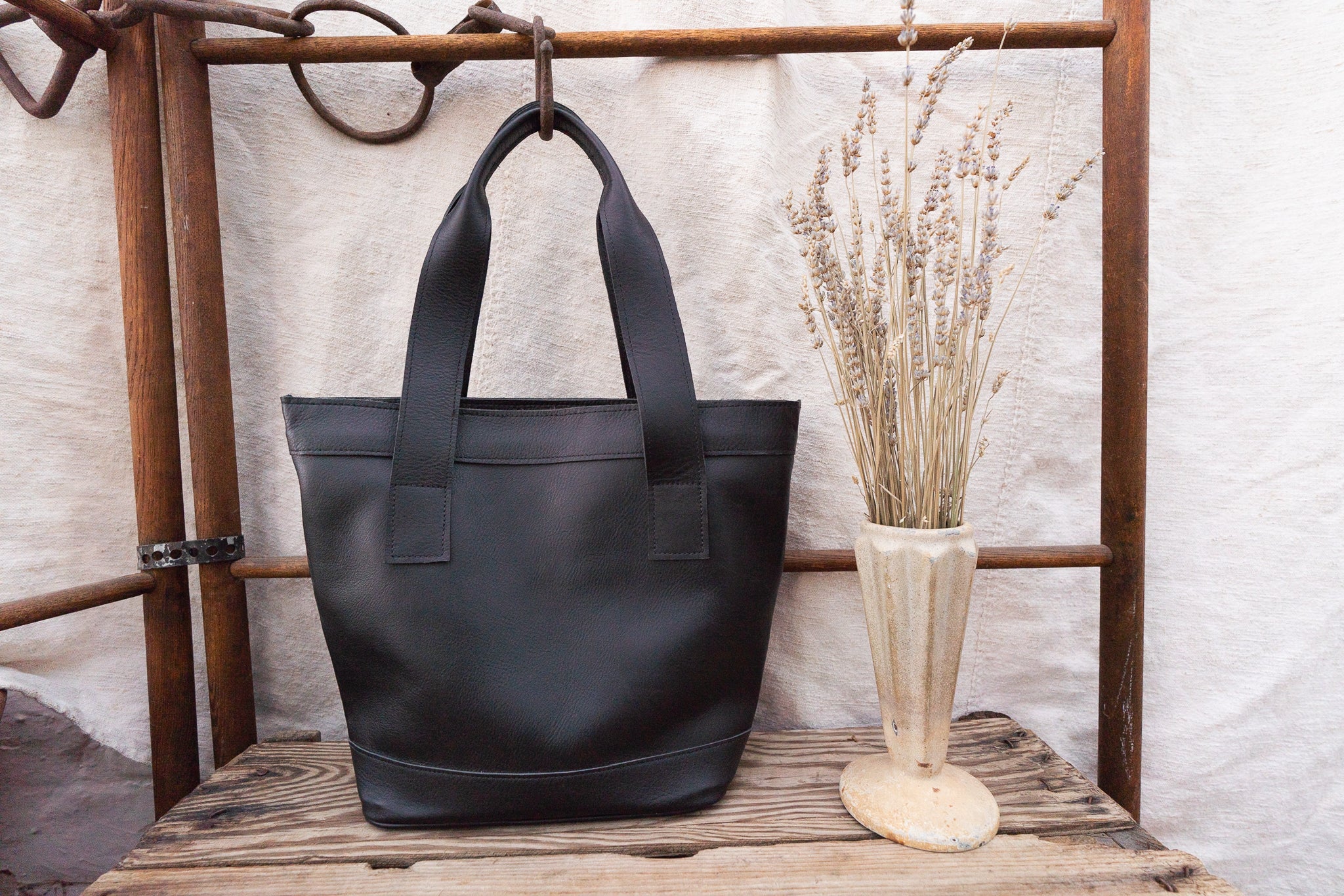 Target black best sale leather tote