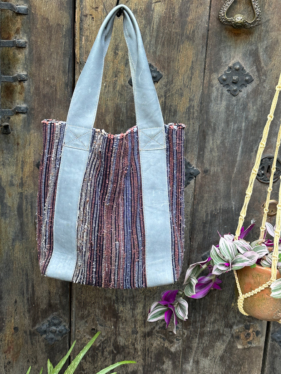 The Wanderer Tote - Woven