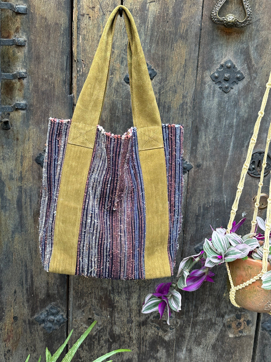 The Wanderer Tote - Woven