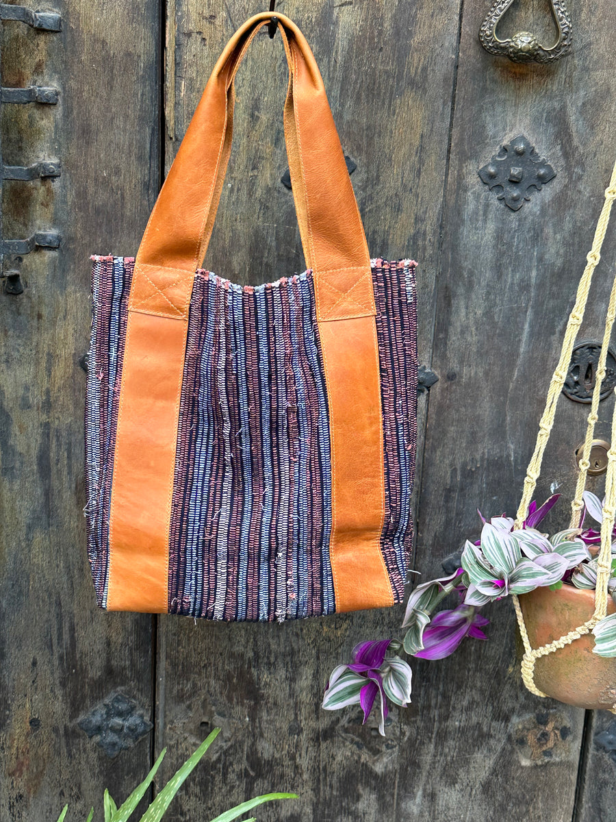 The Wanderer Tote - Woven