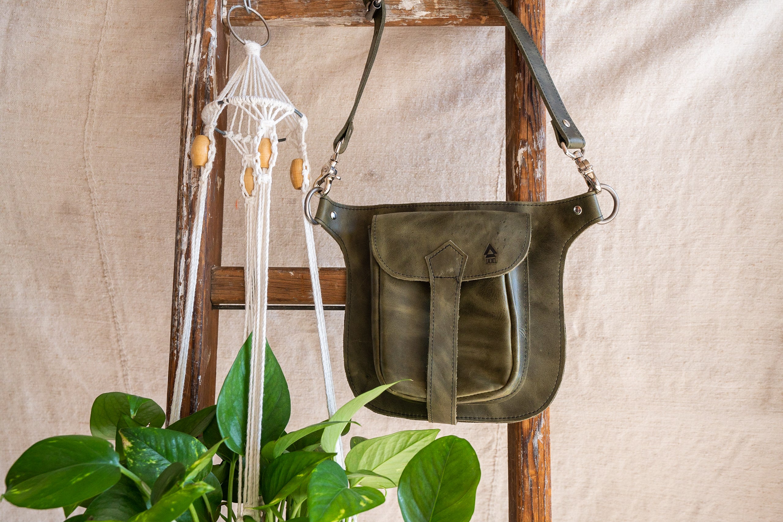 Awabal Satchel - IXCHELTRIANGLE