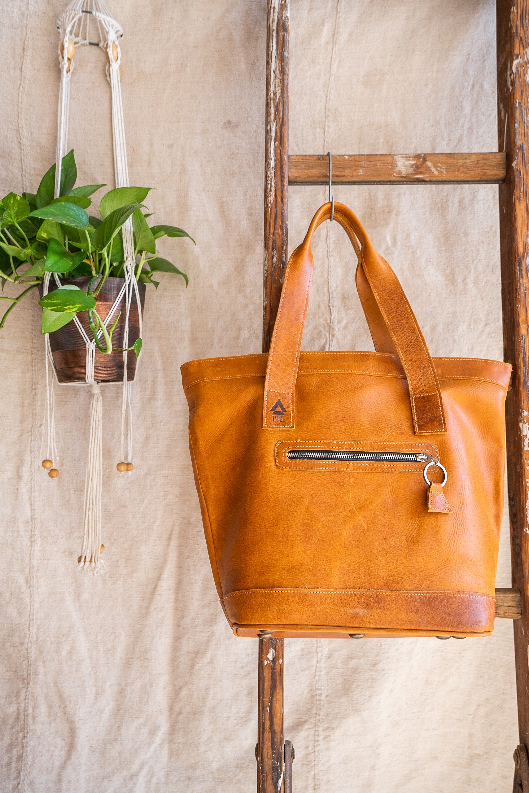 Leather Nim - IXCHELTRIANGLE