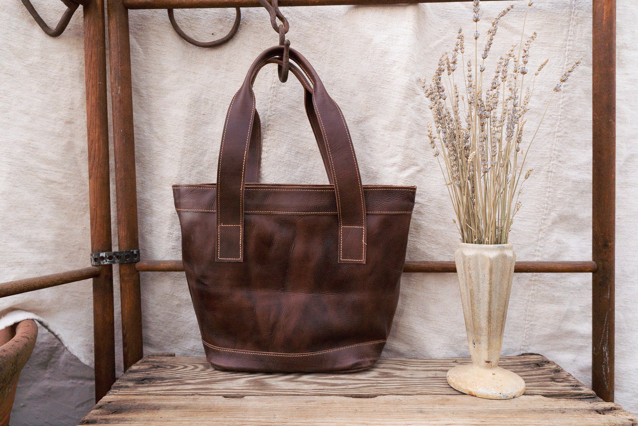 Leather Nich - IXCHELTRIANGLE