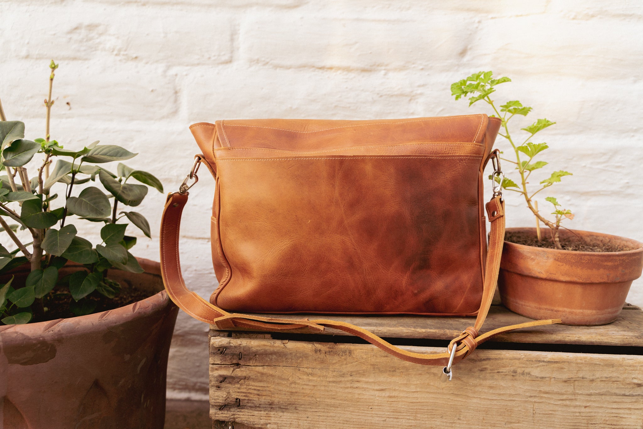 Woven K'at Camera Bag - IXCHELTRIANGLE