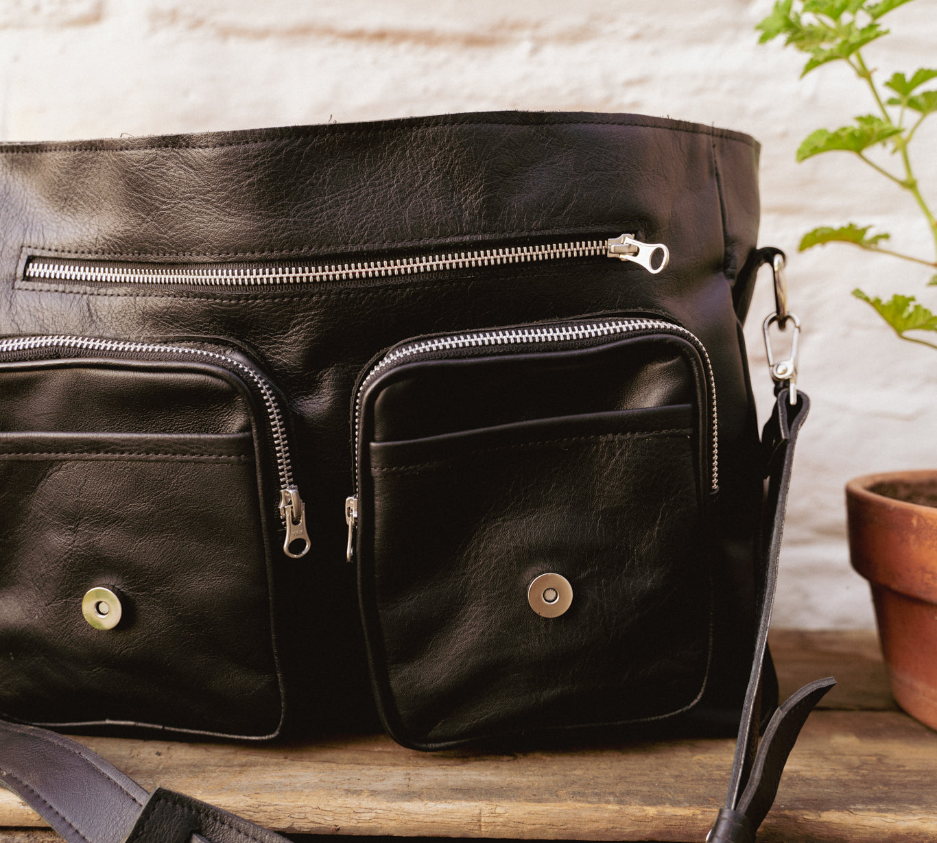 K'at Camera Bag - IXCHELTRIANGLE